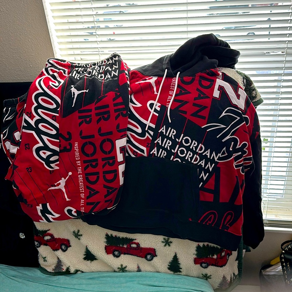 Authentic oversized Air Jordan jogging suit 1x RED/WHITE/BLACK